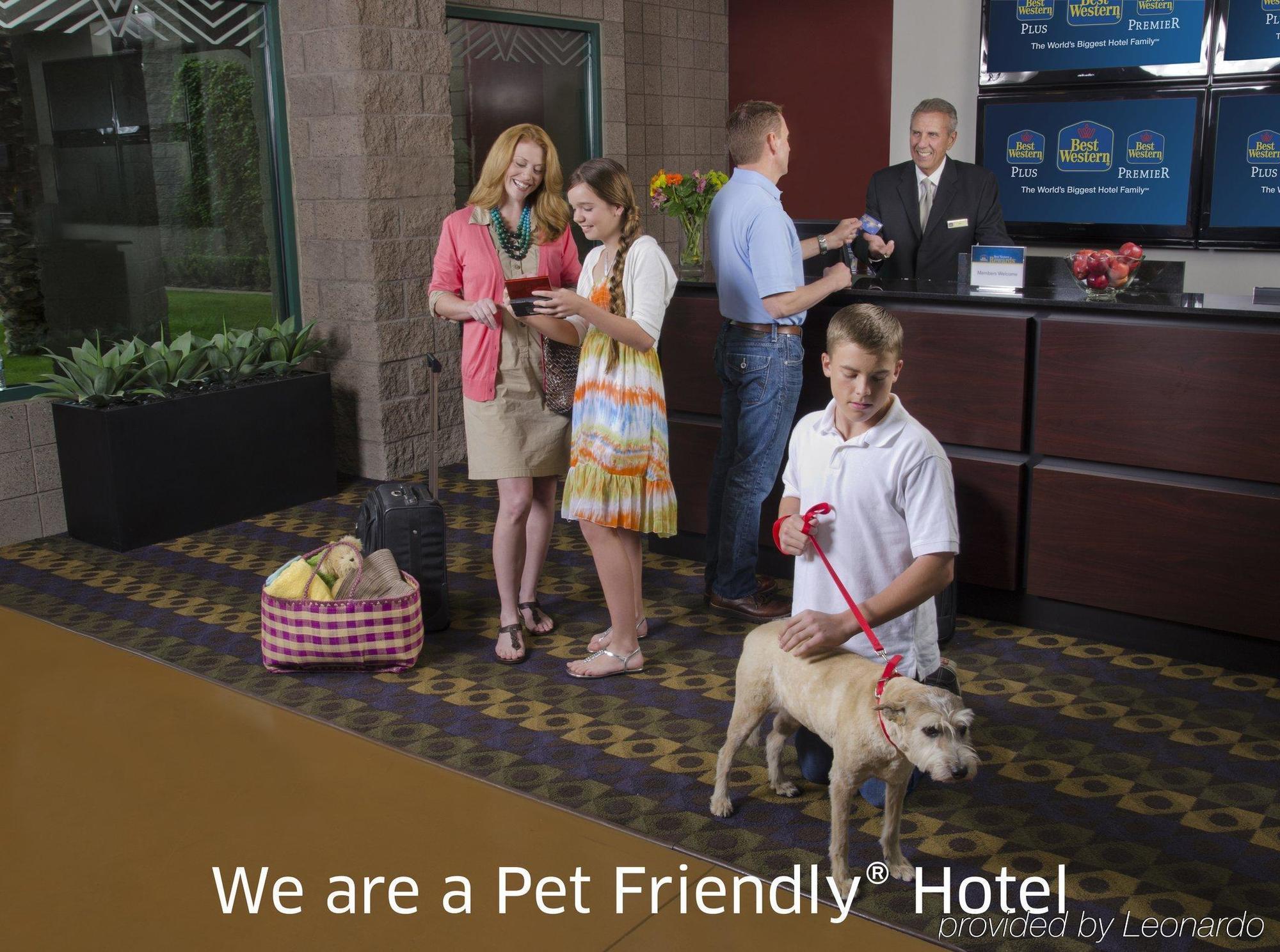 Best Western Plus Mentor-Cleveland Northeast Exterior photo